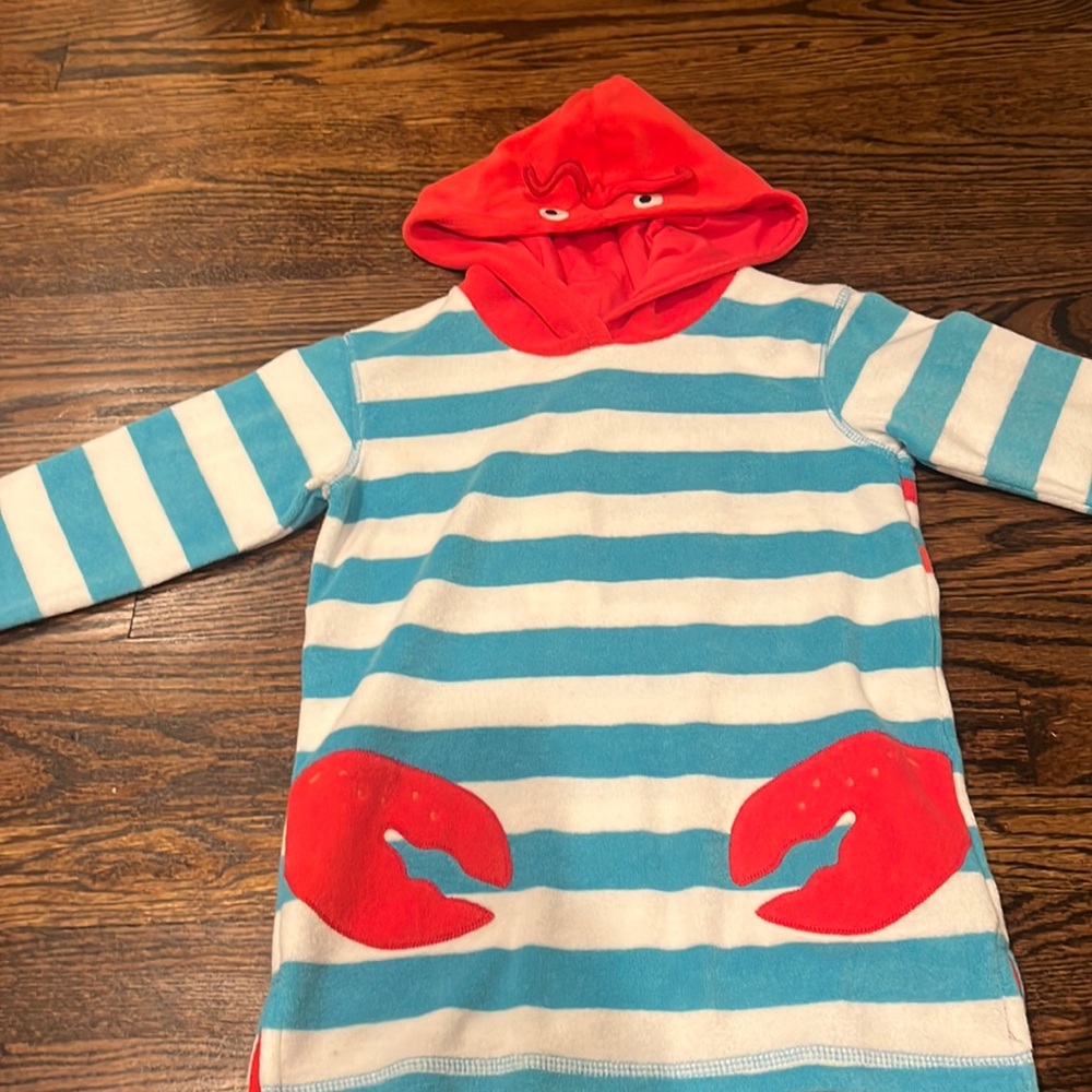 Appliqué Towelling Throw-on